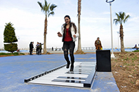 Mersin'deki Ayak Piyanosu