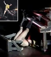 Lady Gaga Fena Düştü!