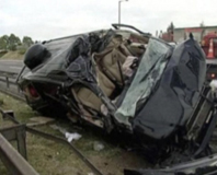 Bengü'nün Minibüsü Kaza Yaptı